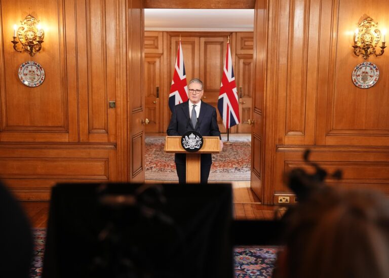 Стармер: Ми залучимо українських експертів для збиття дронів