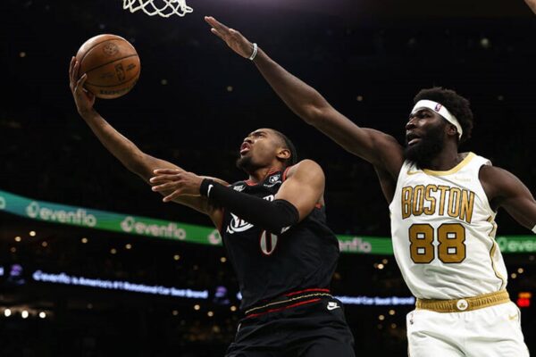 НБА: Бостон святкує перемогу, Денвер програє