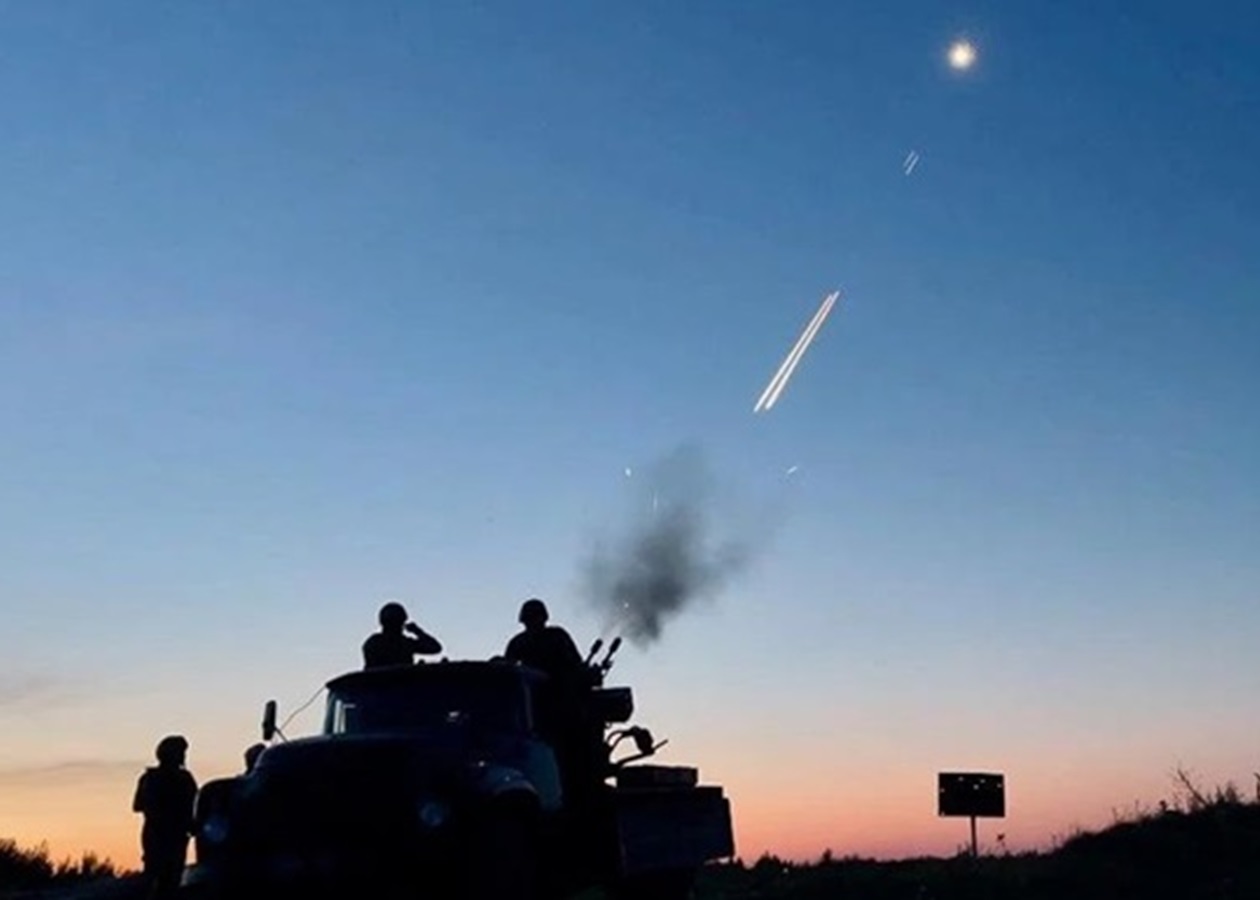 Нічна атака: є влучання 19 дронів на 15 локаціях