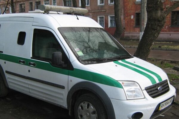 Угорщина викрала авто і співробітників - Ощадбанк