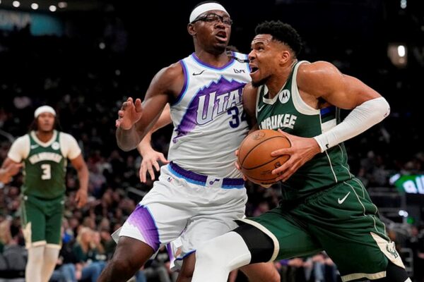НБА: Мілуокі розгромив Юту