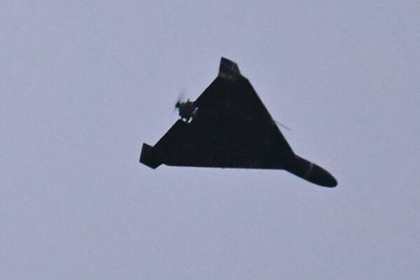 Дрон росіян вдарив по будинку в Мерефі: серед постраждалих - дитина