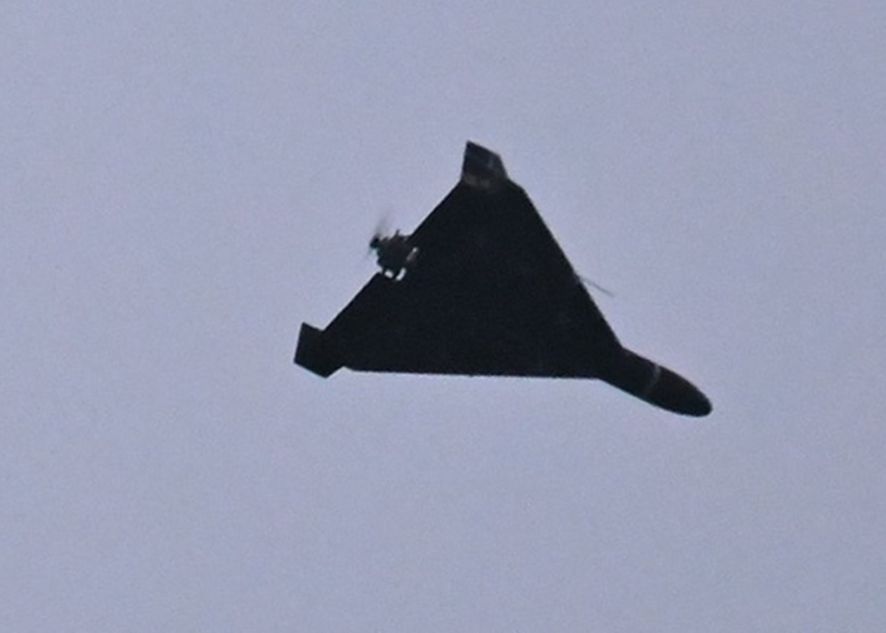 Дрон росіян вдарив по будинку в Мерефі: серед постраждалих - дитина