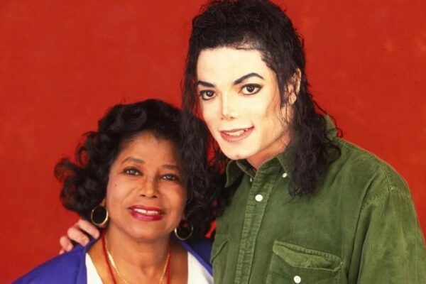 Мати Майкла Джексона вперше за довгий час вийшла на публіку