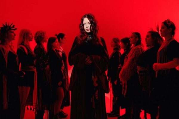 Співачка з РФ подала документи на українське громадянство