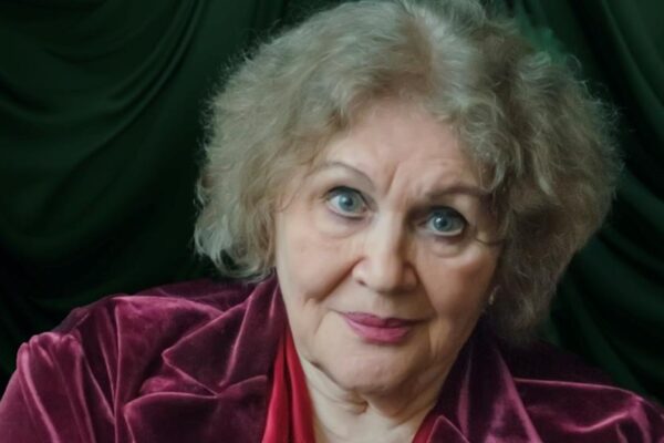 В Україні запустили флешмоб до дня народження Ліни Костенко