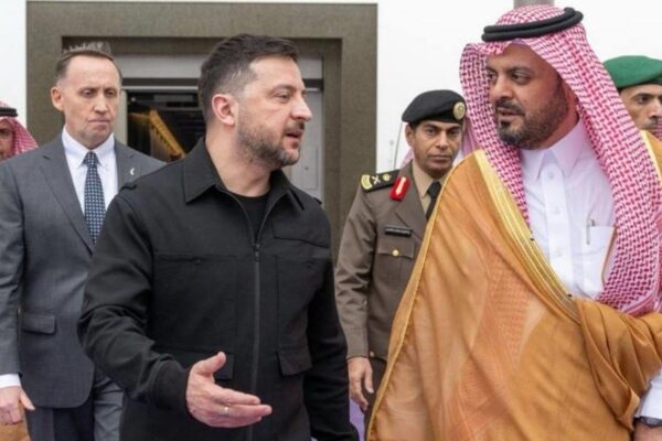 Зеленський несподівано прибув на Близький Схід