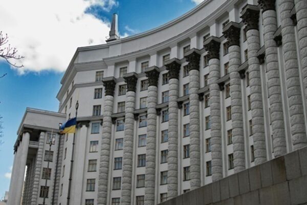 Стало відомо, у кого найбільші доходи в Кабміні