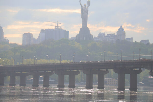 "Залишковий ресурс – нуль років". Що буде з мостом Патона в Києві