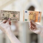 Нацбанк показав курс долара і євро на четвер 26 березня