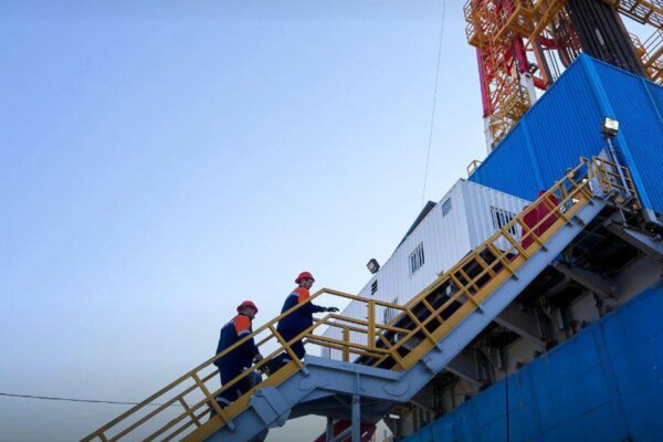 "Укрнафта" та "Укргазвидобування" вперше спільно пробурили газову свердловину