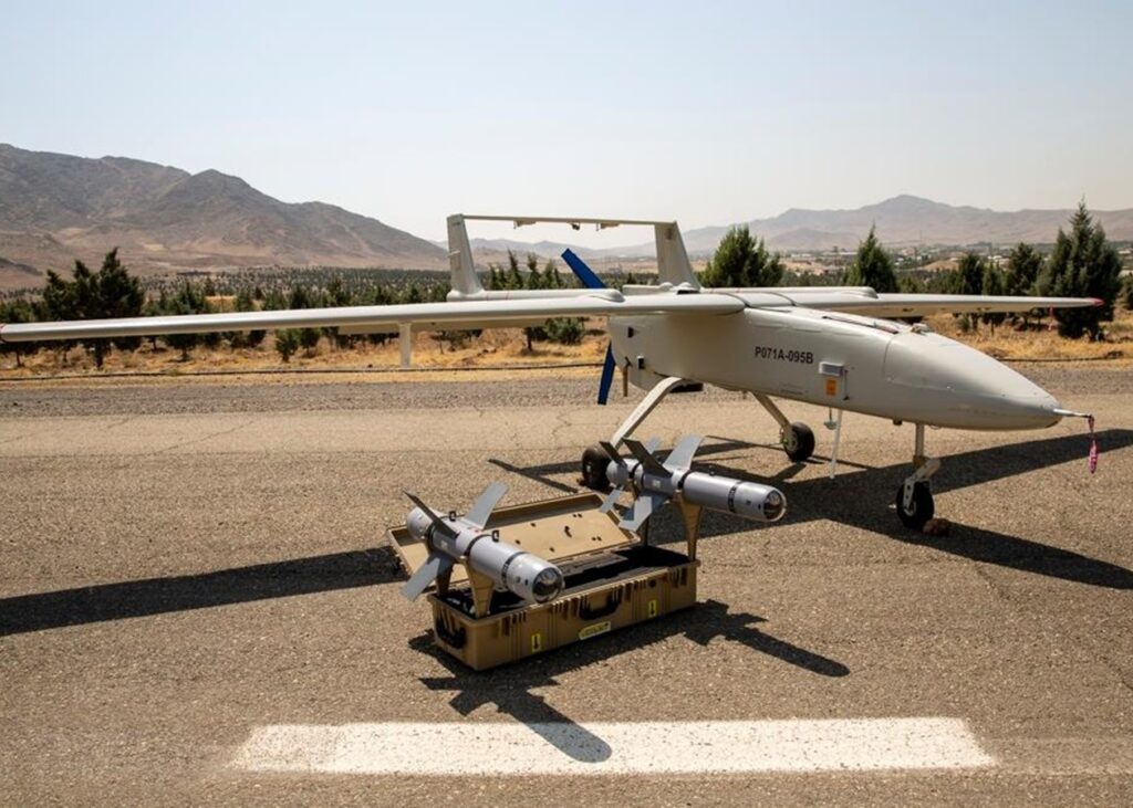 ЗСУ показали збиття іранського дрона Mohajer-6