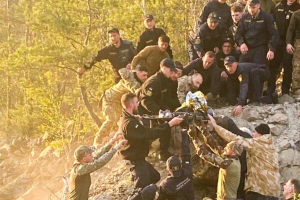 Упав у кар'єр із висоти 5 поверху: на Рівненщині знайшли зниклого хлопчика