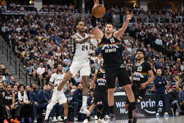 НБА: Денвер у овертаймі дотис Сан-Антоніо