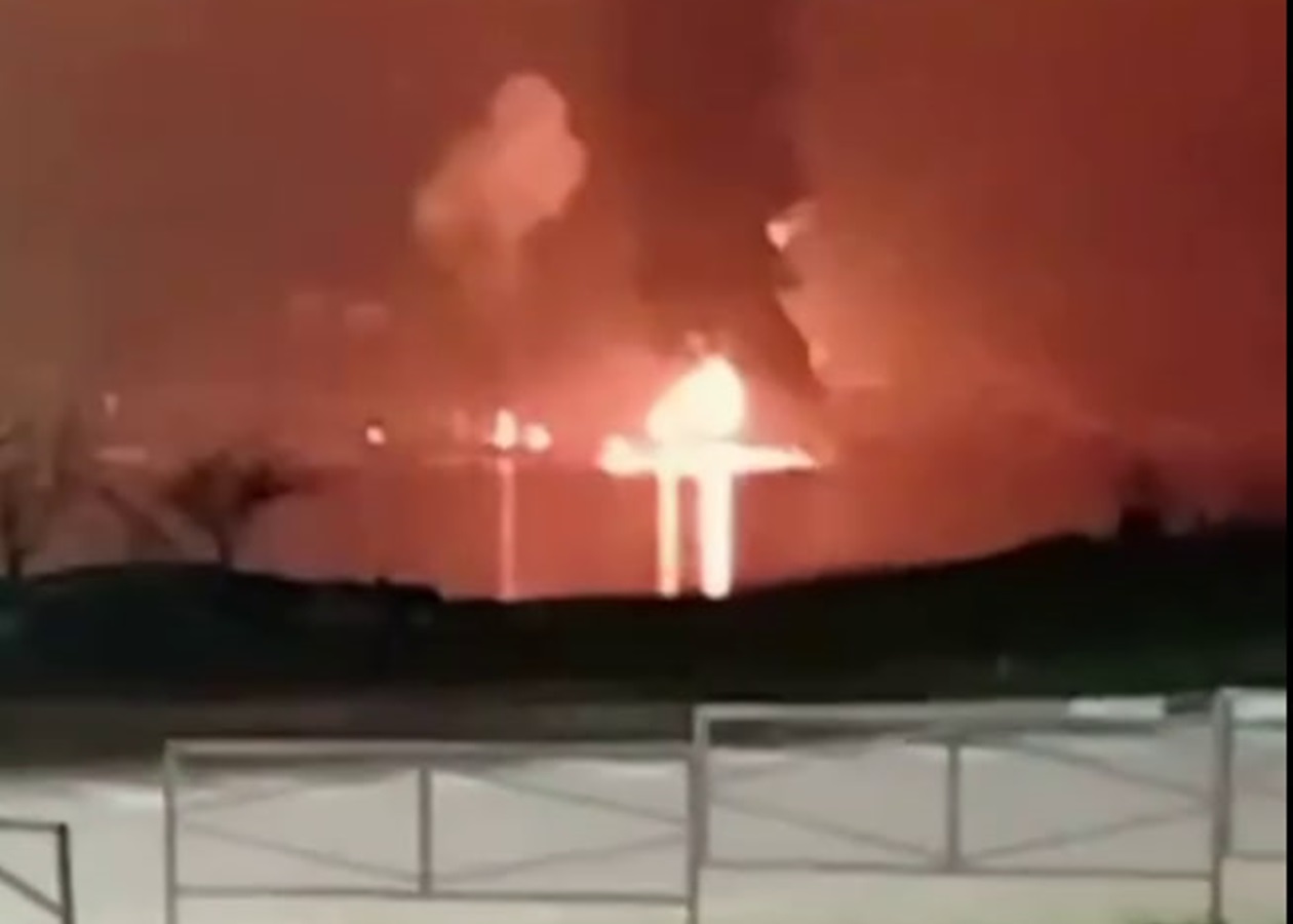 У Новоросійську через БпЛА знову палає порт - ЗМІ