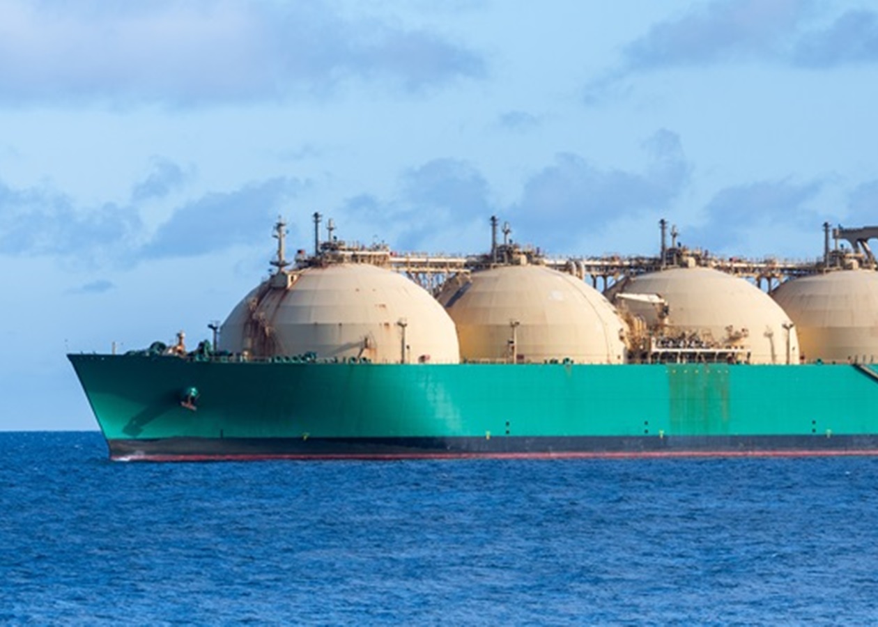 Ормузьку протоку намагаються залишити перші танкери з катарським ЗПГ