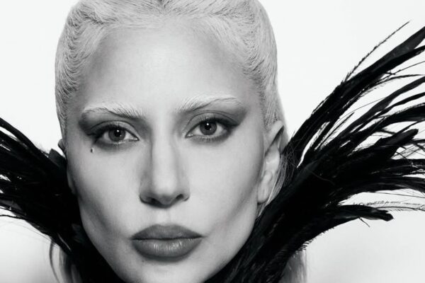 Леді Гага скасувала концерт через проблеми зі здоровʼям