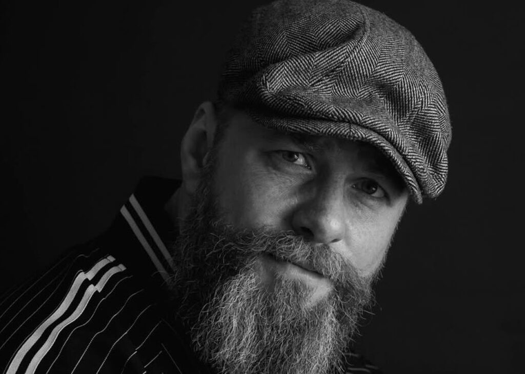 Актор-військовий підтвердив розлучення з дружиною після 11 років шлюбу