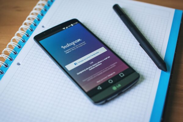 Стало відомо, що українці купують найчастіше в Instagram