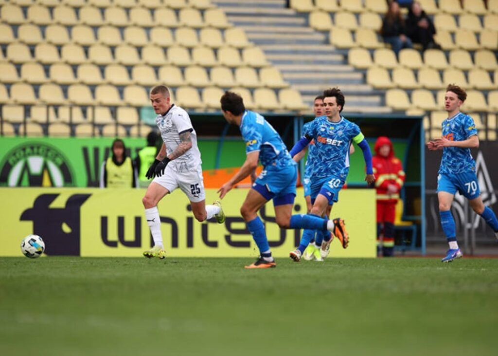 Динамо пропускає в поєдинку з Металістом 1925 і залишається без очок