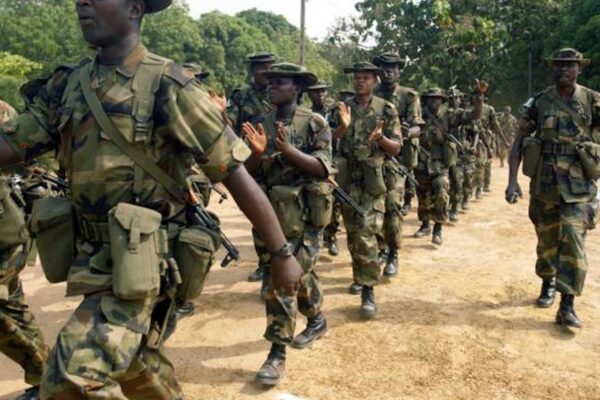 Через помилкову атаку військових у Нігерії загинуло понад 100 людей