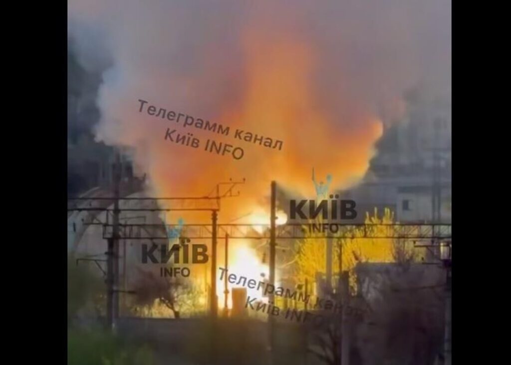 На лівому березі Києва перебої зі світлом