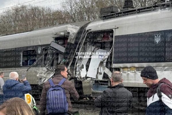 В Укрзалізниці назвали винного в аварії поїзда Інтерсіті+:
