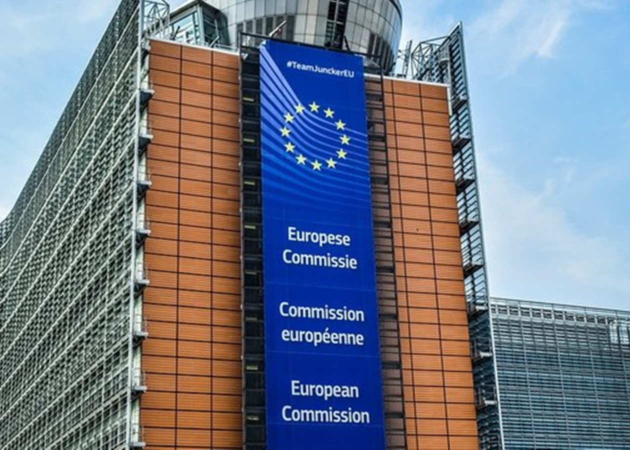 Єврокомісія заявила про намір припинити фінансування Венеційської бієнале