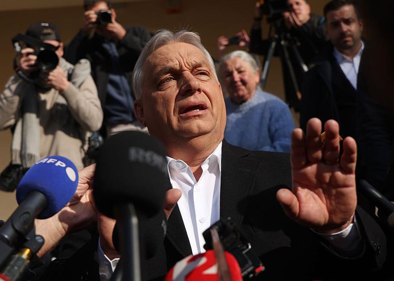 Орбан відмовився від свого мандата: ЗМІ припускають його втечу в США