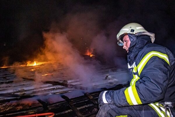 Знову вибухи: Дніпро атакують реактивні БпЛА