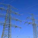 Через ворожі обстріли та негоду є знеструмлення в шести областях