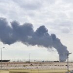 Іран серйозно вдарив по нафті Кувейту: спалахнули НПЗ і хімзавод