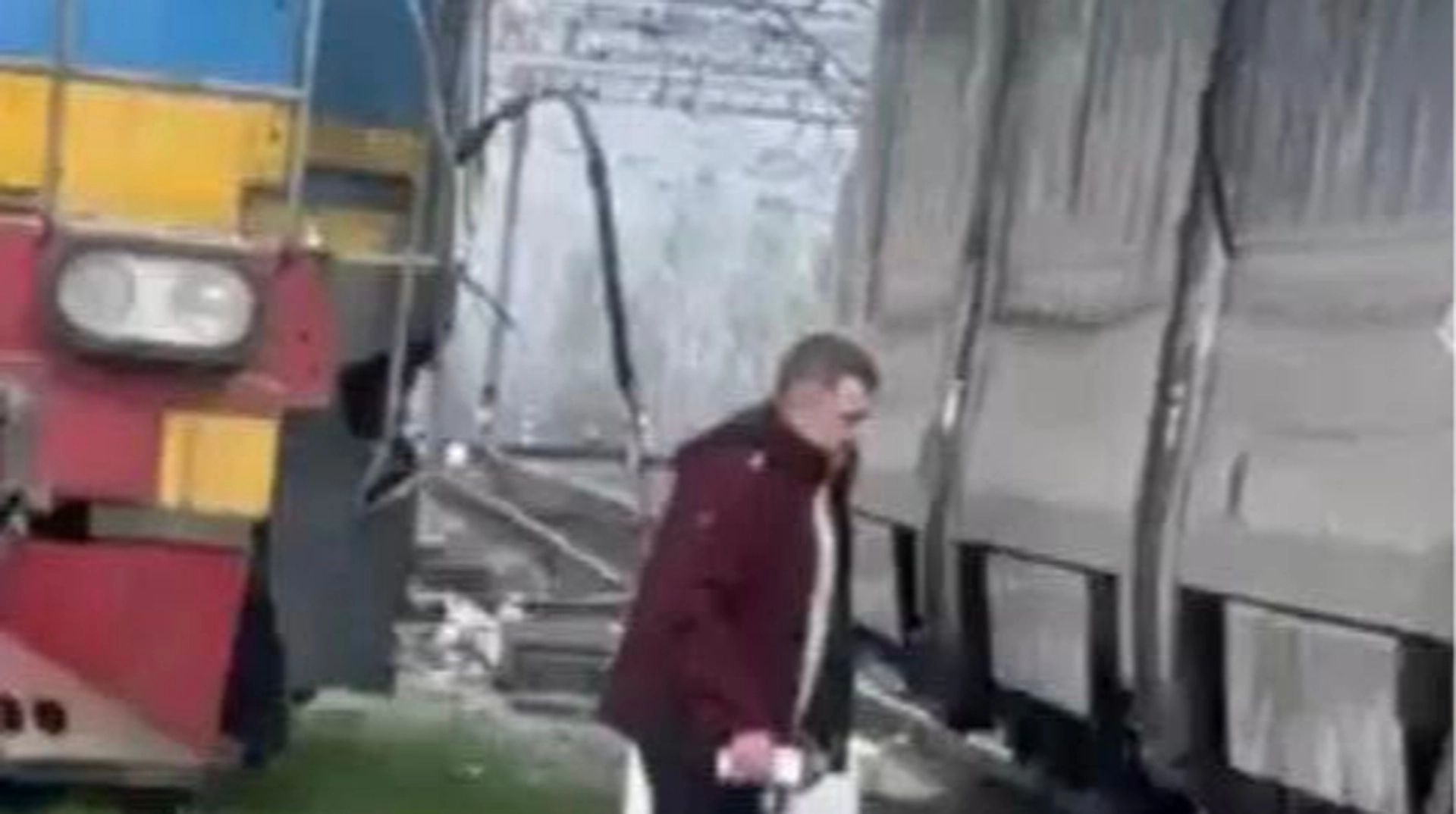 На Вінниччині зіштовхнулися тепловоз та поїзд "Інтерсіті+"