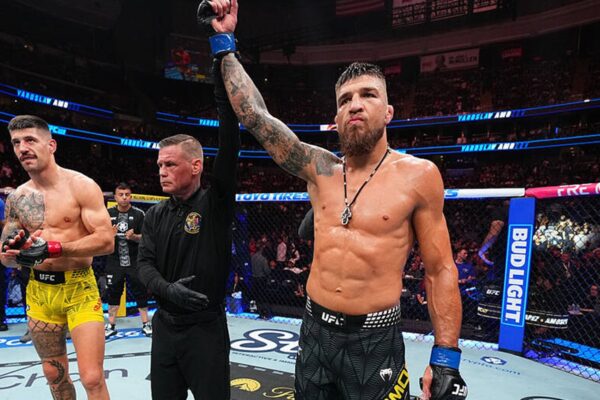Амосов здобув другу перемогу в UFC