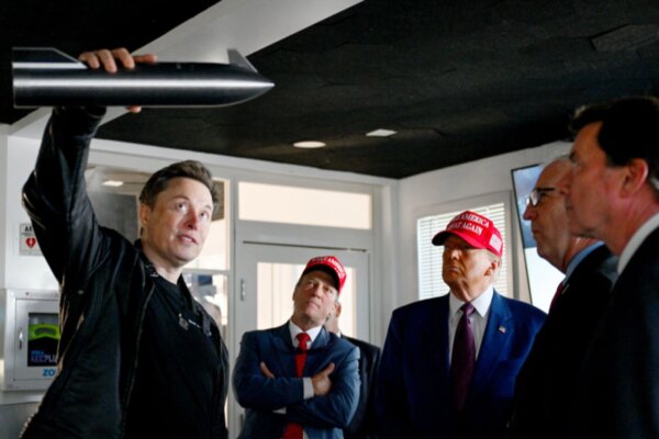 SpaceX успішно випробувала новий Starship за кілька днів до рекордного IPO