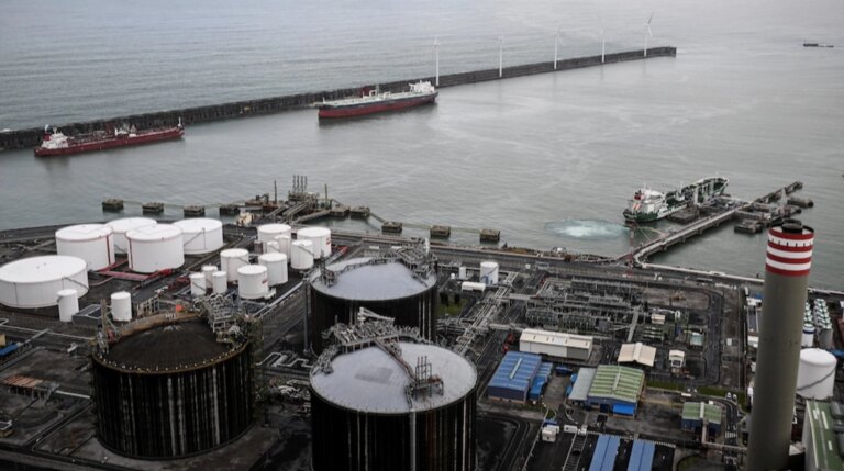 Керівник порту Більбао закликає відкласти заборону на газ з РФ, щоб не залежати від США