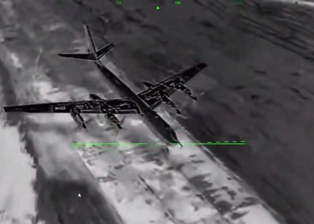 СБС знищили Іскандер і два Ту-142 у Таганрозі