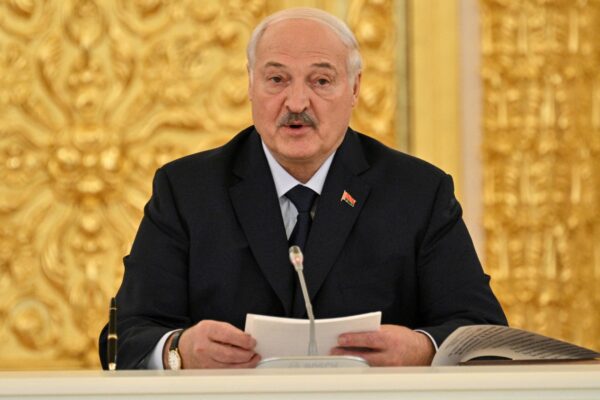 Лукашенко вибачився перед Зеленським за свої слова