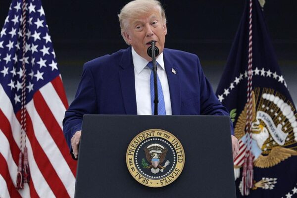Трамп назвав "причину" нападу Росії на Україну