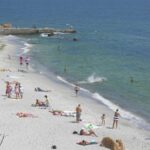 Внаслідок атаки РФ по узбережжю Одеси загинула жінка