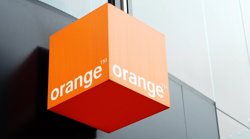 Французька Orange отримала повний контроль над головним оператором Іспанії