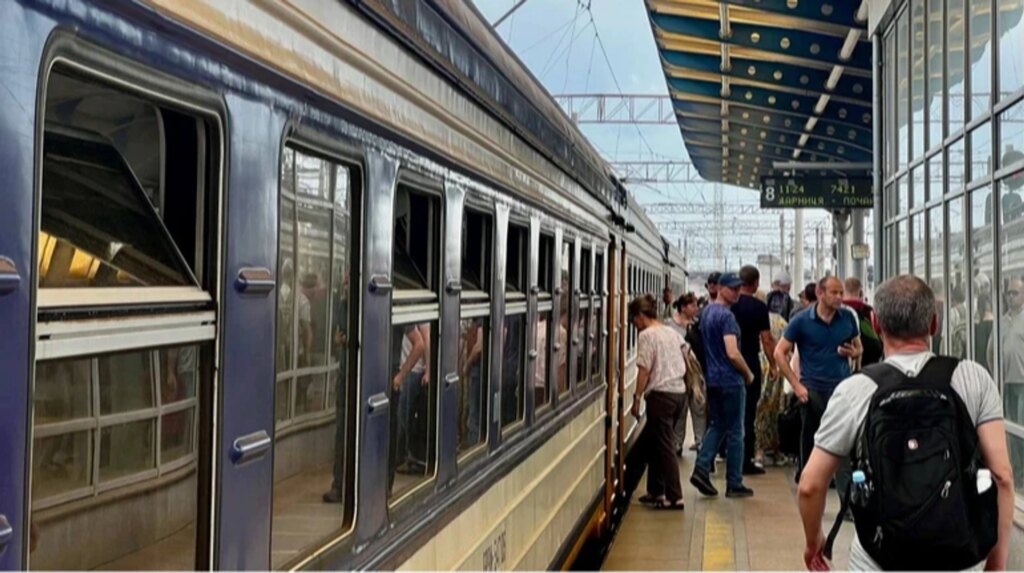 Проїзд у Київській електричці подорожчає вдвічі