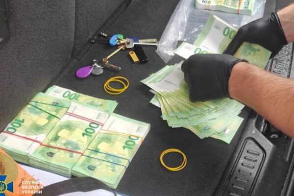 У виробника дронів вимагали хабар у 100 тисяч євро