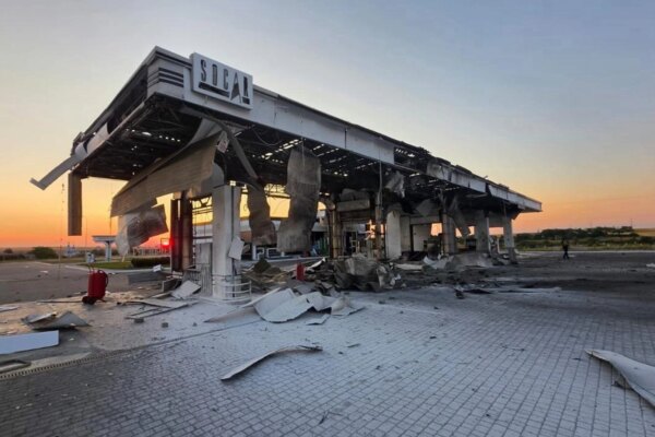 Росіяни двічі вдарили по АЗС SOCAR біля Миколаєва