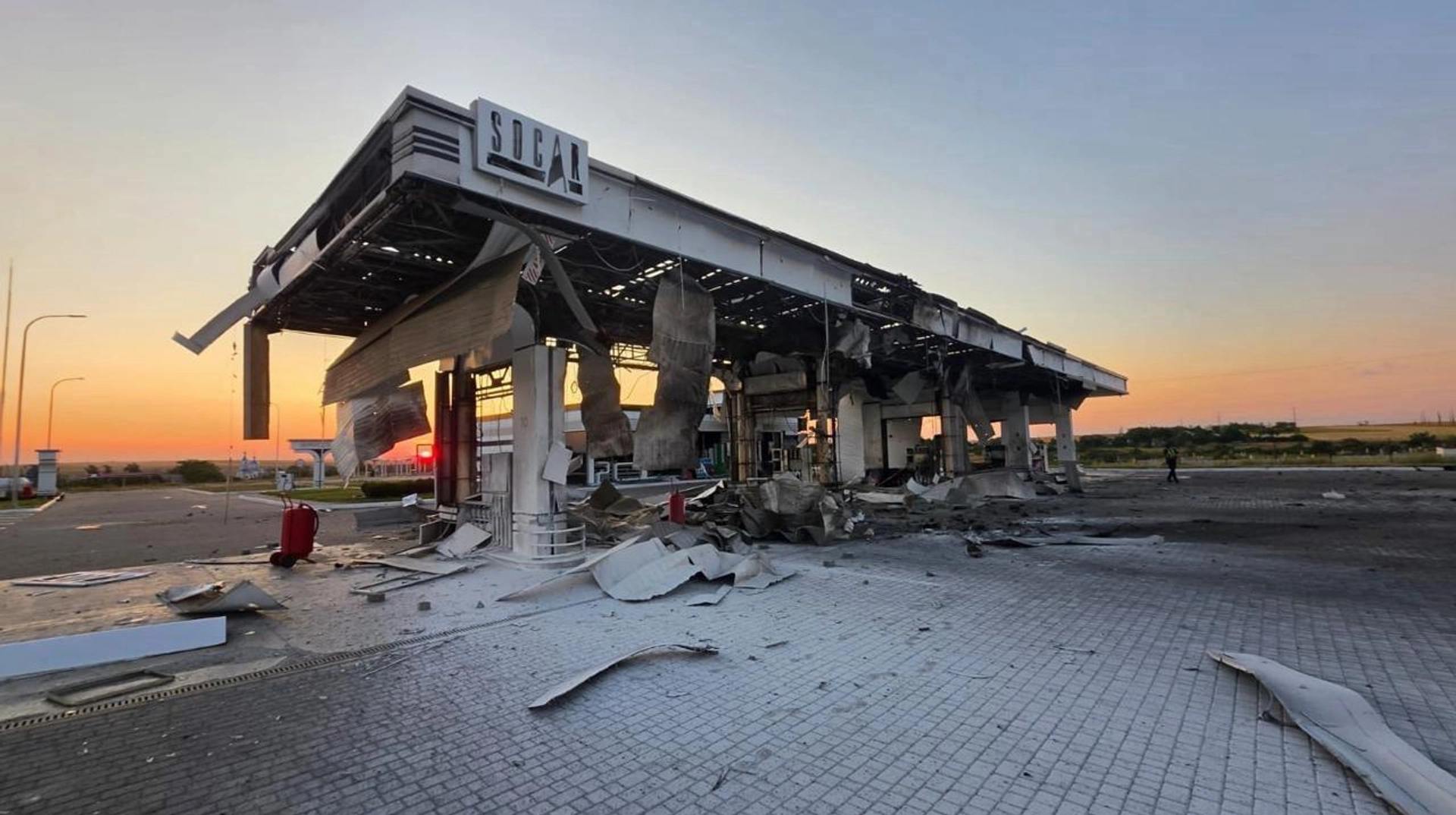 Росіяни двічі вдарили по АЗС SOCAR біля Миколаєва