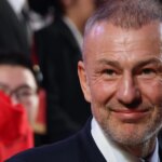 "До Заходу звертається Путін". Хто такий олігарх Мельниченко, який "захищає" суверенітет РФ