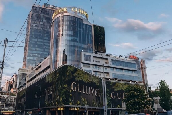 Новини 31 липня: продаж Gulliver
