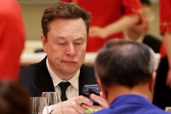 Маск готовий дозволити використовувати Starlink у РФ, але треба рішення Трампа – FT