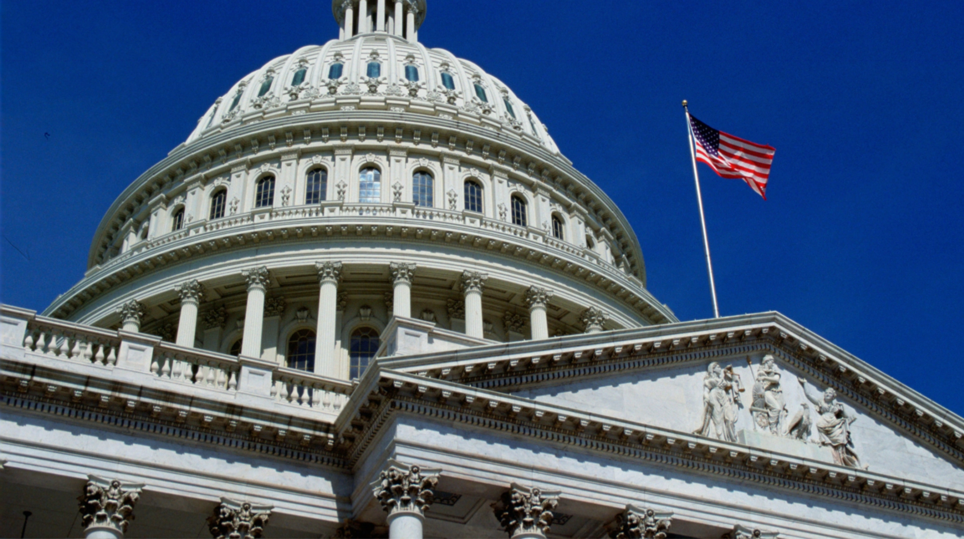 США заборонили імпорт продукції 43 компаній з Китаю через примусову працю уйгурів