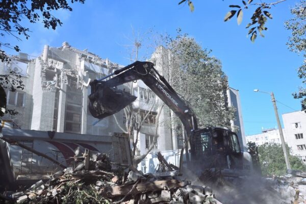 У Львові шукають двох зниклих безвісти після атаки